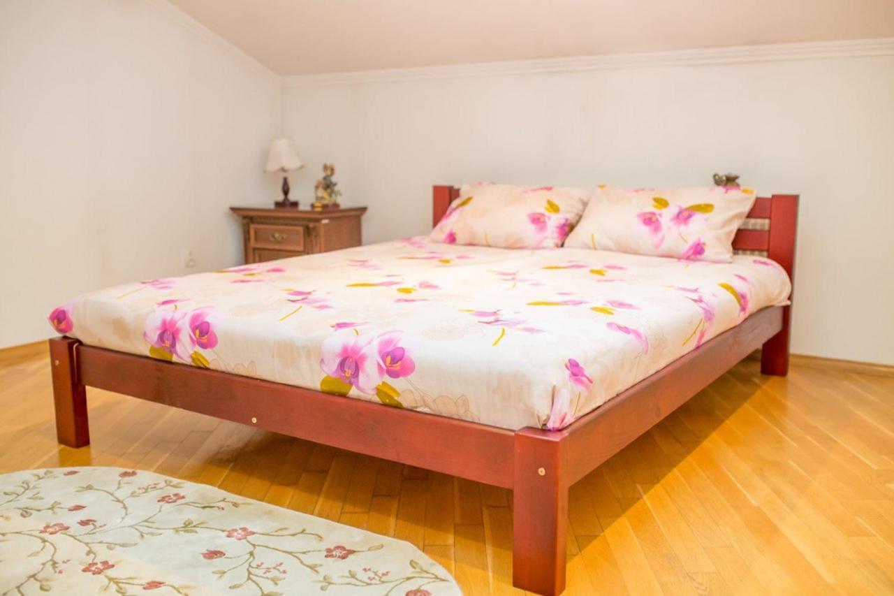 Apartment Kostyushka Lviv Luaran gambar